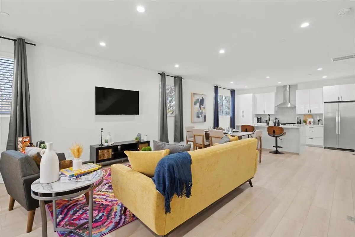 Stylish Modern 3Br 3,5Ba Townhouse In Charlotte Appartement