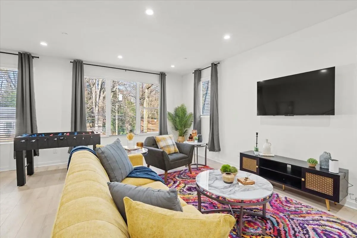 Stylish Modern 3Br 3,5Ba Townhouse In Charlotte Appartement